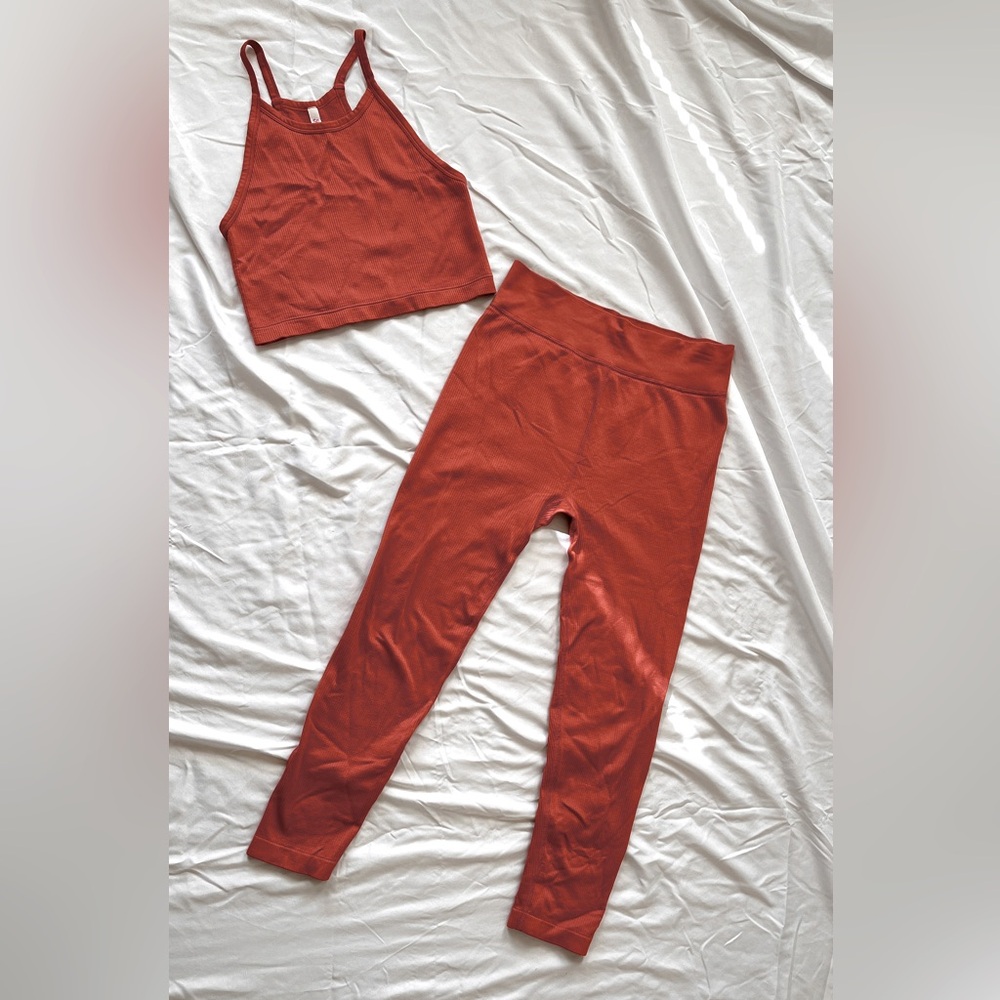 So Leggings set  size M/L Dark Orange